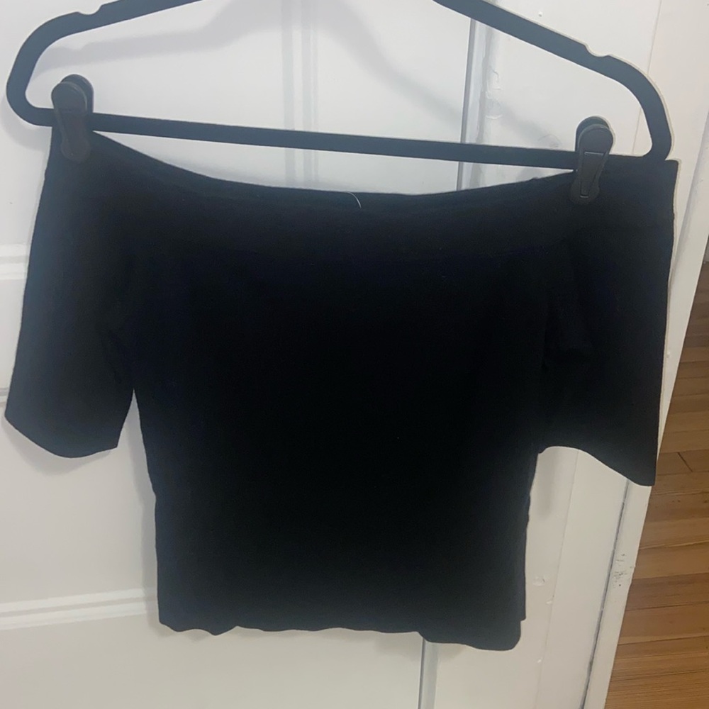 Ann Taylor elbow sleeve black off the shoulder top